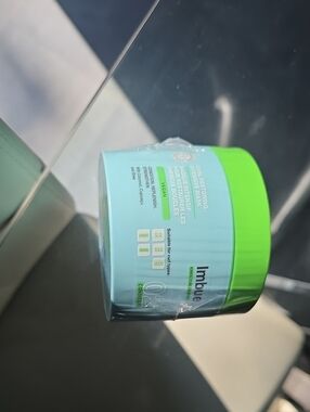 Hydrating Hair Conditioner Mask — Light Blue & Lime Green